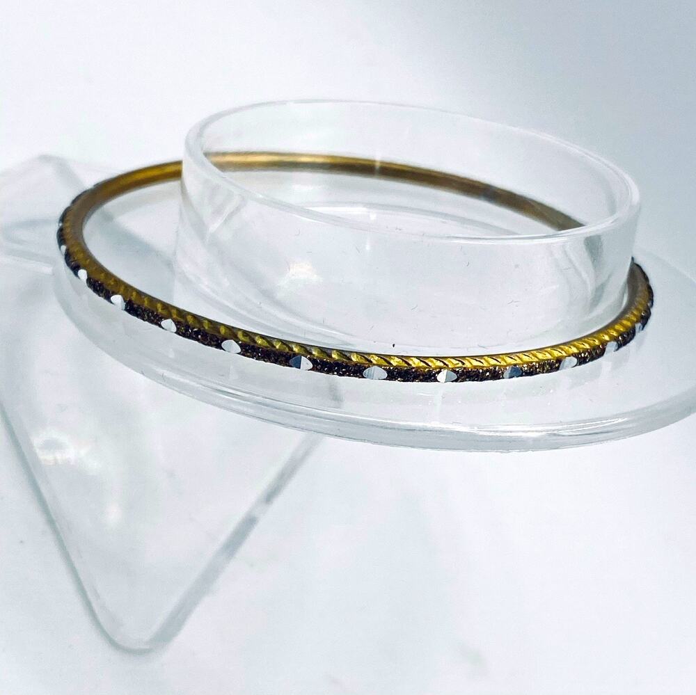 Gold-Tone Pattern Textured Plastic Round Bangle Bracelet!